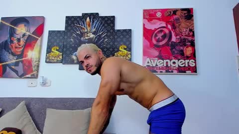 Snapshot of jean_lopez chatting on 12/03/24, 03:52 Jean axelcrow Modelo Independiente online show from 12/03/24, 03:52