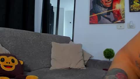 Snapshot of jean_lopez chatting on 12/10/24, 04:45 Jean axelcrow Modelo Independiente online show from 12/10/24, 04:45