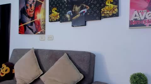 Snapshot of jean_lopez chatting on 03/10/25, 06:27 Jean axelcrow Modelo Independiente online show from 03/10/25, 06:27