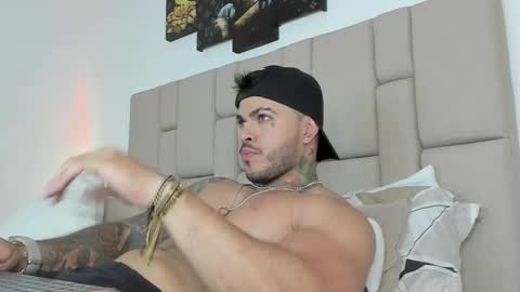 Snapshot of jean_lopez chatting on 09/22/25, 07:21 Jean axelcrow Modelo Independiente online show from 09/22/25, 07:21