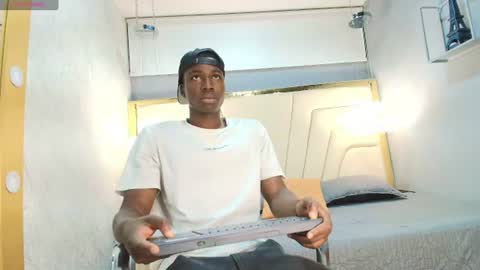 Snapshot of jeandante_ chatting on 08/03/26, 07:39 Jeandante online show from 08/03/26, 07:39
