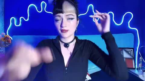 Snapshot of jeannesabatier chatting on 05/13/26, 07:55 Jean online show from 05/13/26, 07:55