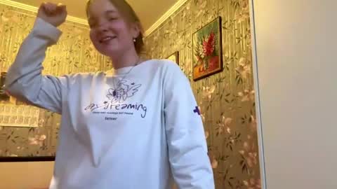 jeanniescharff online show from 05/08/26, 04:34
