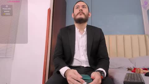 Snapshot of jeanpiere02 chatting on 12/14/25, 07:18 Jeanpiere online show from 12/14/25, 07:18