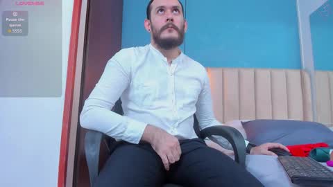 Snapshot of jeanpiere02 chatting on 12/18/25, 05:35 Jeanpiere online show from 12/18/25, 05:35