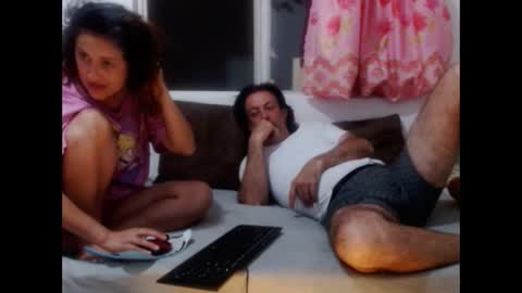 jeans_and_emma online show from 09/12/25, 12:22