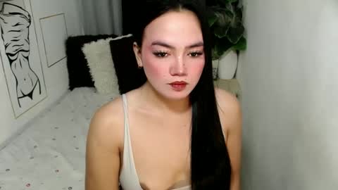 Snapshot of jeanwants2play chatting on 05/05/26, 09:01 Jeanwants2play online show from 05/05/26, 09:01