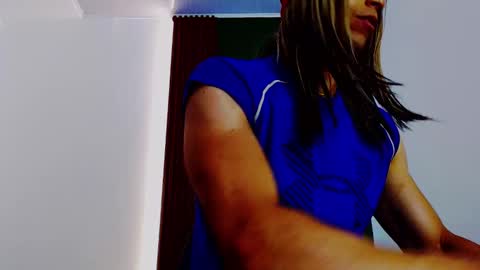 Snapshot of jeanys_sneider chatting on 02/18/25, 01:55 Jeays online show from 02/18/25, 01:55