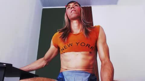 Snapshot of jeanys_sneider chatting on 11/28/25, 12:46 Jeays online show from 11/28/25, 12:46