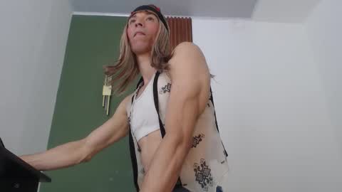 Snapshot of jeanys_sneider chatting on 12/04/25, 02:10 Jeays online show from 12/04/25, 02:10