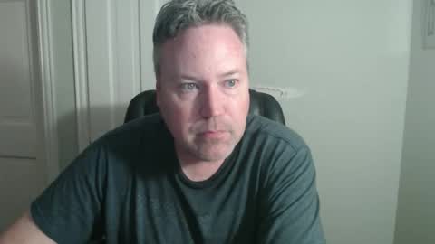 Snapshot of jeb5150 chatting on 10/29/25, 02:58 JE online show from 10/29/25, 02:58