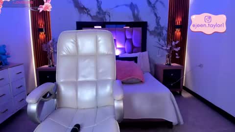 Jeen Taylor online show from 04/21/26, 08:12