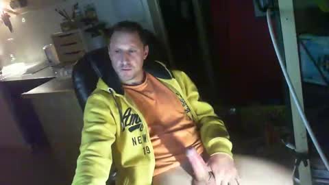 Snapshot of jef74700 chatting on 12/13/24, 04:22 Jrme online show from 12/13/24, 04:22