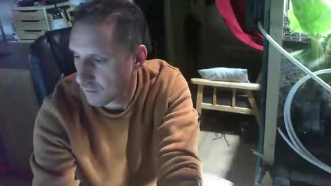 Snapshot of jef74700 chatting on 01/07/25, 06:48 Jrme online show from 01/07/25, 06:48