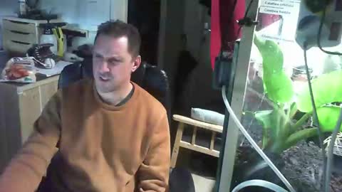 Snapshot of jef74700 chatting on 01/16/25, 07:07 Jrme online show from 01/16/25, 07:07