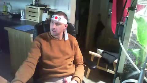 Snapshot of jef74700 chatting on 01/21/25, 06:22 Jrme online show from 01/21/25, 06:22