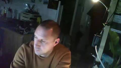 Snapshot of jef74700 chatting on 01/24/25, 04:05 Jrme online show from 01/24/25, 04:05