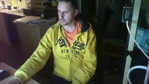 Snapshot of jef74700 chatting on 02/02/25, 04:48 Jrme online show from 02/02/25, 04:48