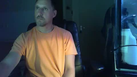 Snapshot of jef74700 chatting on 09/16/25, 03:29 Jrme online show from 09/16/25, 03:29