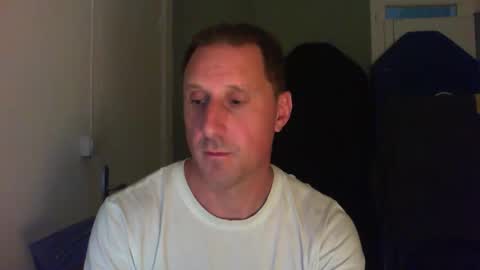 Snapshot of jef74700 chatting on 05/04/26, 12:12 Jrme online show from 05/04/26, 12:12
