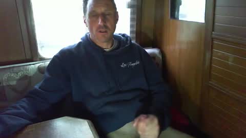 Snapshot of jef74700 chatting on 05/14/26, 05:47 Jrme online show from 05/14/26, 05:47