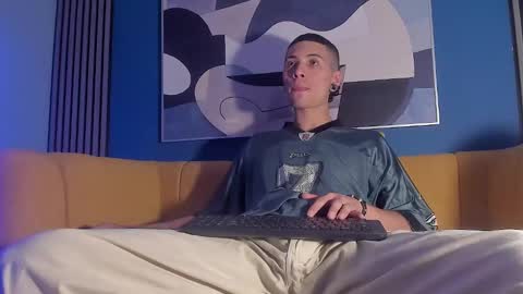 Jeff  online show from 03/03/25, 01:10