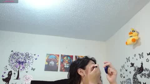 Snapshot of jeff_and_jade chatting on 02/16/25, 11:16 jeff and jade online show from 02/16/25, 11:16