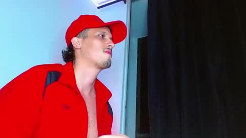 Snapshot of jeff_deall chatting on 10/05/25, 07:07 Jeff Deal online show from 10/05/25, 07:07