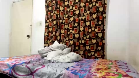 Snapshot of jeff_sexy754 chatting on 10/17/25, 02:04 jeff_sexy754 online show from 10/17/25, 02:04