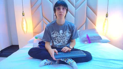 JeffBellfort online show from 12/21/25, 07:43