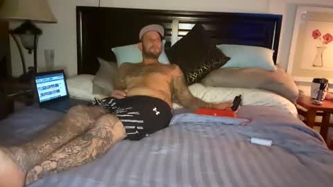 Snapshot of jeffersonjason438 chatting on 11/16/25, 03:23 Doingitright online show from 11/16/25, 03:23