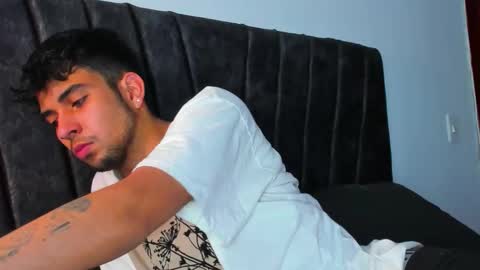 jei online show from 10/23/25, 11:31