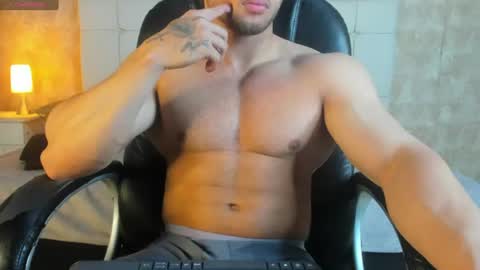 Snapshot of jeicob_gagnon chatting on 07/25/26, 06:05 jeicob gagnon online show from 07/25/26, 06:05