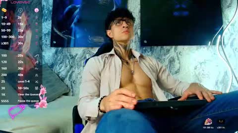 Snapshot of jeins_carter chatting on 11/07/25, 03:56 JC online show from 11/07/25, 03:56