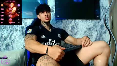 Snapshot of jeins_carter chatting on 02/12/26, 04:35 JC online show from 02/12/26, 04:35