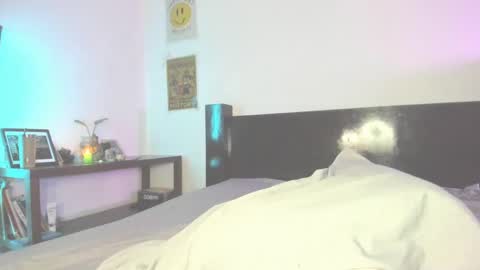 Greys online show from 09/29/25, 04:06