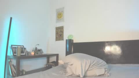 Greys online show from 11/01/25, 12:45