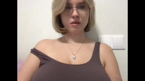 Inna  online show from 10/10/25, 04:44