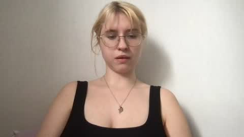 Snapshot of jelly_gum chatting on 06/11/26, 08:56 Inna online show from 06/11/26, 08:56