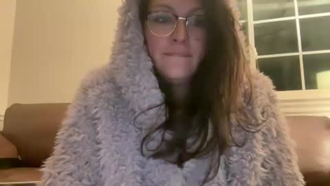 Snapshot of jellybeanin chatting on 12/15/24, 04:18 Jelli online show from 12/15/24, 04:18