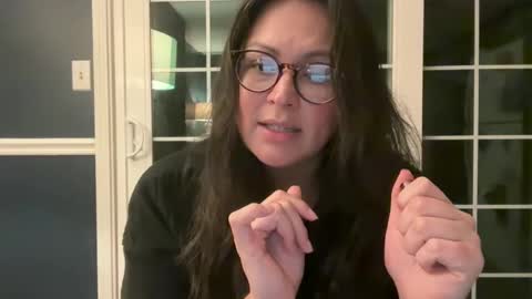 Snapshot of jellybeanin chatting on 12/27/24, 08:45 Jelli online show from 12/27/24, 08:45