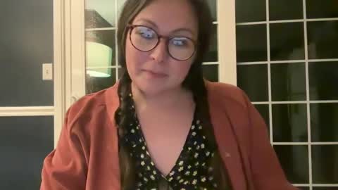 Snapshot of jellybeanin chatting on 01/06/25, 05:41 Jelli online show from 01/06/25, 05:41