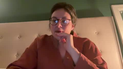 Snapshot of jellybeanin chatting on 01/16/25, 02:19 Jelli online show from 01/16/25, 02:19