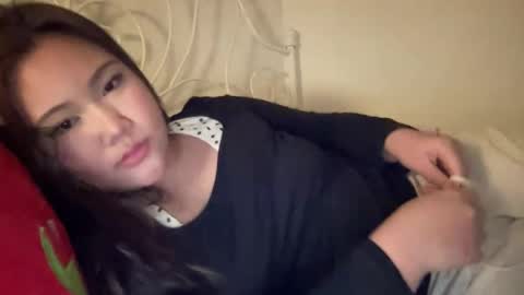 Snapshot of jellyblush chatting on 10/08/25, 04:37 - online show from 10/08/25, 04:37