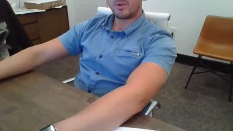 Snapshot of jellytime1988 chatting on 11/05/25, 11:27 jellytime1988 online show from 11/05/25, 11:27