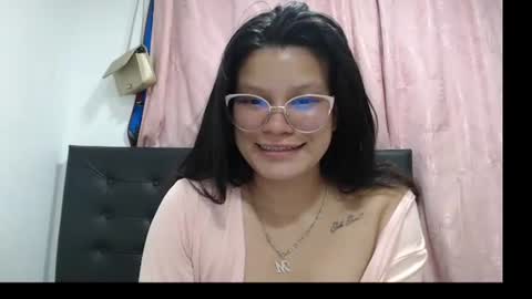 Soy Jem online show from 10/19/25, 04:57