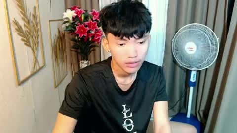 jemart_urnaughtboy online show from 07/10/26, 06:43