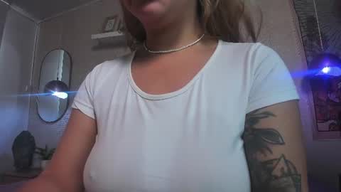 Snapshot of jen_rose_ chatting on 06/20/26, 08:22 jen_rose_ online show from 06/20/26, 08:22
