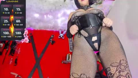 jena_derbo online show from 11/12/25, 10:26