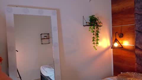 Snapshot of jenacooper__ chatting on 10/23/25, 02:49 Jena online show from 10/23/25, 02:49